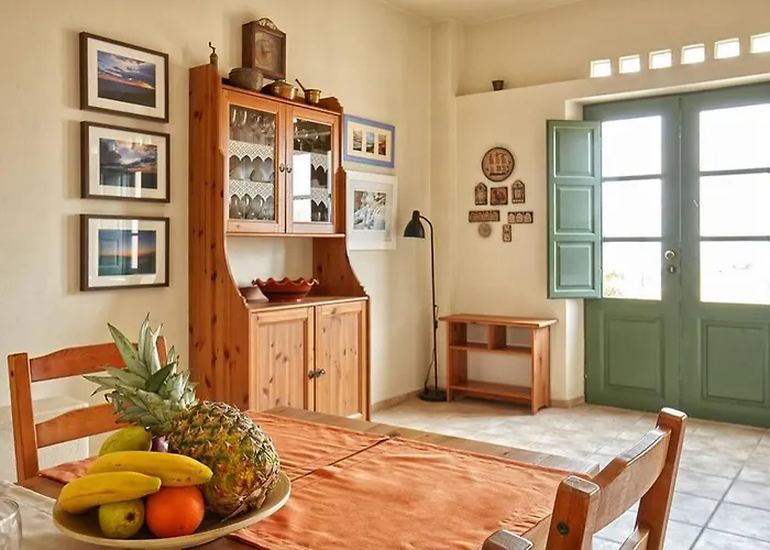 Summer House In Santorini 別荘